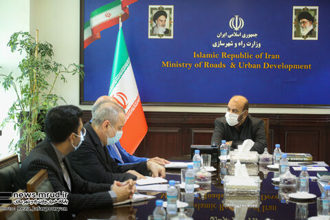 پیشنهاد تشکیل کنسرسیوم‌های مشترک دو یا چندجانبه با تضمین منافع ایران و کشورهای مشترک‌المنافع