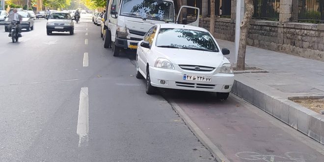 در این شهر خودرو، محور است