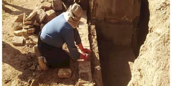 مرمت حمام تاریخی قلعه تیزک ابرکوه آغاز شد