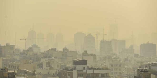نقش شهرداری در آلودگی هوای تهران چقدر است؟ | مدیریت هوشمند ترافیک عملا بی معنی است