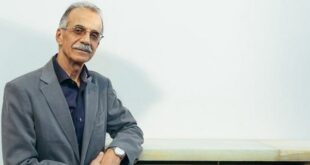 محسن حبیبی سال ۱۳۲۶ در کرمانشاه متولد شد و پس از گرفتن دیپلم متوسطه در سال ۱۳۴۴ در این شهر، وارد دانشکده هنرهای زیبای دانشگاه تهران شد و در دو رشته معماری و شهرسازی درجه کارشناسی ارشد خود را گرفت. او در سال ۱۳۶۰ از رساله دکتری خود با‌عنوان «ترکیب شهری از شهر سنتی به شهر نوین» در دانشگاه پاریس دفاع کرد. وی سال‌ها استاد شهرسازی دانشکده هنرهای زیبای دانشگاه تهران بود و در سال ۱۳۸۱ از وی به‌عنوان استاد نمونه دانشگاه تهران تجلیل شد. سید محسن حبیبی علاوه بر تدریس در دانشگاه و مدیریت گروه و ریاست دانشکده و پردیس هنرهای زیبا، در سمت‌های اجرایی و مشورتی متعدد خدمت کرد. او بیش از ۶۰ مقاله در زمینه شهرسازی و معماری نوشت. مسئولیت‌های دانشگاهی محسن حبیبی · مدیر گروه شهرسازی دانشگاه تهران (۱۳۶۸–۱۳۶۴) · سرپرست تحصیلات تکمیلی دانشکده هنرهای زیبا (۱۳۸۰–۱۳۷۶) تلفن ابری، سیستم تلفن هوشمند و اقتصادی تبلیغ تلفن ابری، سیستم تلفن هوشمند و اقتصادی مشاوره رایگان yn-ad · معاون آموزشی دانشکده هنرهای زیبا (از تیر ۱۳۸۰ تا ۱۳۸۳) · رئیس دانشکده هنرهای زیبا (از خرداد ۱۳۸۳ تا ۱۳۸۸) فعالیت‌های محسن حبیبی از مناصب و مسئولیت‌های او می‌توان به این موارد اشاره کرد: · رئیس بنیاد مسکن انقلاب اسلامی ایران (1368- 1383) · عضو وابسته‌ی مرکز ملی تحقیقات علمی فرانسه (1992) · عضو هیات علمی کنگره‌های دوسالانه‌ی تاریخ معماری و شهرسازی ایران (1378) · عضو هیات تحریریه‌ی مجله‌ی دانشکده‌ی هنرهای زیبا (1374) · عضو تحریریه‌ی مجله‌ی محیط‌‌شناسی (1378) · عضو کمیته‌ی معماری و شهرسازی (1380) · عضو کمیسیون تخصصی هیات ممیزه‌ی دانشگاه تهران (1364) · مشاور رئیس سازمان میراث فرهنگی (1376-1382) · مدیر گروه شهرسازی دانشگاه تهران (1376) · عضو کمیته معماری و شهرسازی فرهنگستان_هنر(1379) · رئیس دانشکده هنرهای زیبا (1383) · عضو هیات مشورتی انجمن ایران‌شناسی فرانسه در ایران (1383) · معاون تحقیقات مسکنِ وزارت مسکن و شهرسازی (۱۳۶۰– ۱۳۶۲) · مشاور رئیس مرکز تحقیقات ساختمان و مسکن (۱۳۶۸– ۱۳۷۳) · عضو شورای علمی مرکز مطالعات معماری و شهرسازیِ وزارت مسکن و شهرسازی (۱۳۷۴–۱۳۷۶) · عضو شورای اجتماعی اقتصادی وزارت مسکن و شهرسازی (1373- 1376) · عضو هیات علمی سمینارهای توسعه مسکن وزارت مسکن و شهرسازی (1372-1376) آثار و کتاب‌های محسن حبیبی · مسکن حداقل (1367) · الگوی ساخت مسکن در شهر های خوزستان (1371) · مسکن و معلولین (1371) خطوط ابری مخابرات استان تهران با پیش شماره 8280 برای اولین بار تبلیغ خطوط ابری مخابرات استان تهران با پیش شماره 8280 برای اولین بار مشاوره رایگان yn-ad · اصول و ضوابط طراحی منطقه، روستا و واحد مسکونی (1372) · استخوان‌بندی شهر تهران (1376) · سرانه کاربری‌های شهری (1378) · مرمت شهری (1381) · اطلس کلانشهر تهران (1384) · قصه‌ی شهر تهران- نماد شهر نوپرداز ایرانی 1299-1332 (1389) · شرح جریان‌های فکری معماری و شهرسازی در ایران معاصر (1389) · از شار تا شهر: تحلیلی تاریخی از مفهوم شهر و سیمای کالبدی آن، تفکر و تاثر (1390) · مکتب اصفهان، زبان طراحی شهری در شهرهای کهن (1391) · قصه‌ی شهر (1392) · خاطره‌ی شهر (1394) · میدان بهارستان، تجربه نووارگی در فضای شهری ایرانی (1394) · منطقه چیست؟ (1365) · معماری بازسازی در فرانسه (1366) · فضای شهری و معلولین (1367) · شهرسازی: واقعیات و تخیلات (1375) · فناوری گنبد (1380) نظر محسن حبیبی در کتاب از شار تا شهر حبیبی مولف و مترجم ده‌ها کتاب و مقاله ارزشمند در زمینه معماری و شهرسازی است. یکی از ارزشمندترین مقالات او در کتاب «از شار تا شهر» آورده شده است، در بخشی از آن آمده: از توصیفی که سیاحان از ریخت شهر و ساخت کالبدی آن ارائه می‌دهند، می‌توان نتیجه گرفت که در سراسر قرن نوزدهم و آغاز قرن بیستم میلادی، بافت شهر و سازمان فضایی آن تفاوت‌های عمده‌ای (از نظر ساختی و ماهوی) با شهر دوره صفوی (مکتب اصفهان) نشان نمی‌دهد. بازار کماکان لولای اصلی و ستون فقرات شهر است و، چون همیشه علاوه بر نقش اقتصادی - تجاری خود، مکان تظاهرات تمامی اشکال و شکل‌بندی‌های اجتماعی- فرهنگی نیز هست. دسترسی‌های جدا شده از بازار در مرکز محلات یکدیگر را تلاقی می‌کنند و محلات به‌عنوان مکانی نیمه‌مستقل در دل شهر به حیات خود ادامه می‌دهند. این محلات گو اینکه وابستگی کهن به روستا‌های هم‌کیش، هم‌عقیده، هم‌نژاد... را از دست نداده‌اند، ولی کماکان به‌عنوان جوامعی در خود باقی مانده‌اند. نتیجه اینکه دگرگونی‌های عمده‌ای در سیمای شهر و سازمان فضایی آن رخ نداده است. به عبارت دیگر، به رغم آنکه سازمان اقتصادی در چنبره سازمان اقتصادی جهانی گرفتار آمده است، ولی سازمان فضایی آن هنوز دگرگونی‌های عمده‌ای نیافته است. اگر دولت قاجار را عصر تقابل در نظر بگیریم، می‌توان دولت پهلوی را عصر تضاد‌ها برشمرد؛ تضاد بین فرهنگ ایرانی و فرهنگ غربی، تضاد بین ذهنیت جامعه و عینیت تحمیل شده بر آن، تضاد بین سنتی و جدید، تضاد بین آشنا و بیگانه و در نهایت تضاد بین شهر (که در این دوره به‌عنوان مظهر تمدن شناخته می‌شود) و روستا (به‌عنوان نماد عقب‌ماندگی). پیش شماره 8 مناسب ترین پیش شماره برای کسب و کار شما تبلیغ پیش شماره 8 مناسب ترین پیش شماره برای کسب و کار شما مشاوره رایگان yn-ad در حقیقت در حکومت پهلوی ما با «شهر وابسته» روبه‌رو هستیم. «شهر وابسته»، «شهر سوداگر» به سرعت به «شهر تقلید»، «شهر فریب»، «شهرنیرنگ»، و «شهر سراب» تبدیل می‌شود. این شهر در پی تثبیت، تحکیم و تشویق مفاهیم کاملا بیرونی است و نه تنها در پی آشتی آن با مفاهیم درونی نیست، بلکه در پی حذف مفاهیم درونی و تحول و توسعه ناشی از آن‌ها است. شهرساز